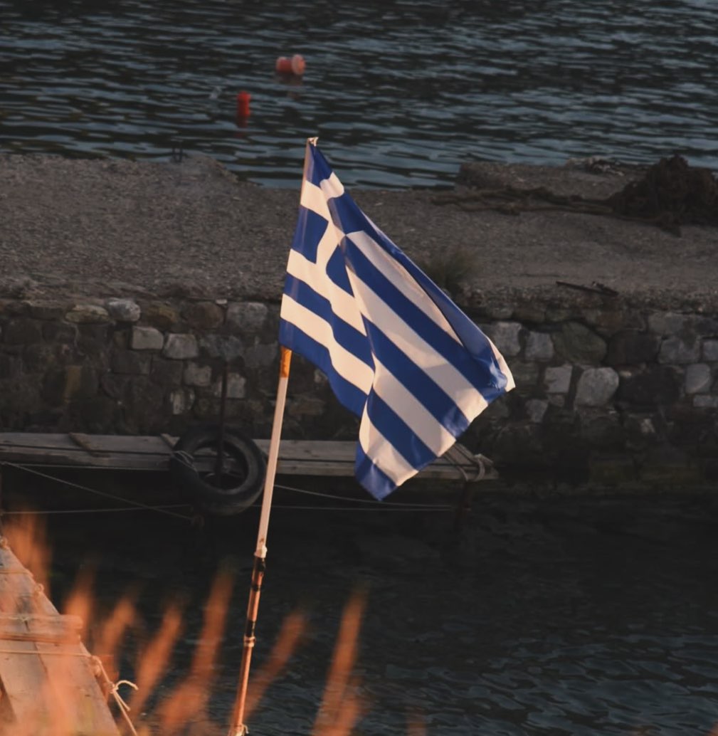 On this historic day, we celebrate the essence of Greek Spirit. For us at Miranda Hotel, freedom is also the passion and the love for our heritage. 
From the heart of the brave Hydra, wishes for a magnificent March 25th! 🇬🇷⚓️ 
(click 📷 by wonderful @katerinakatopis ) 

#25march #anniversary #mirandahydra