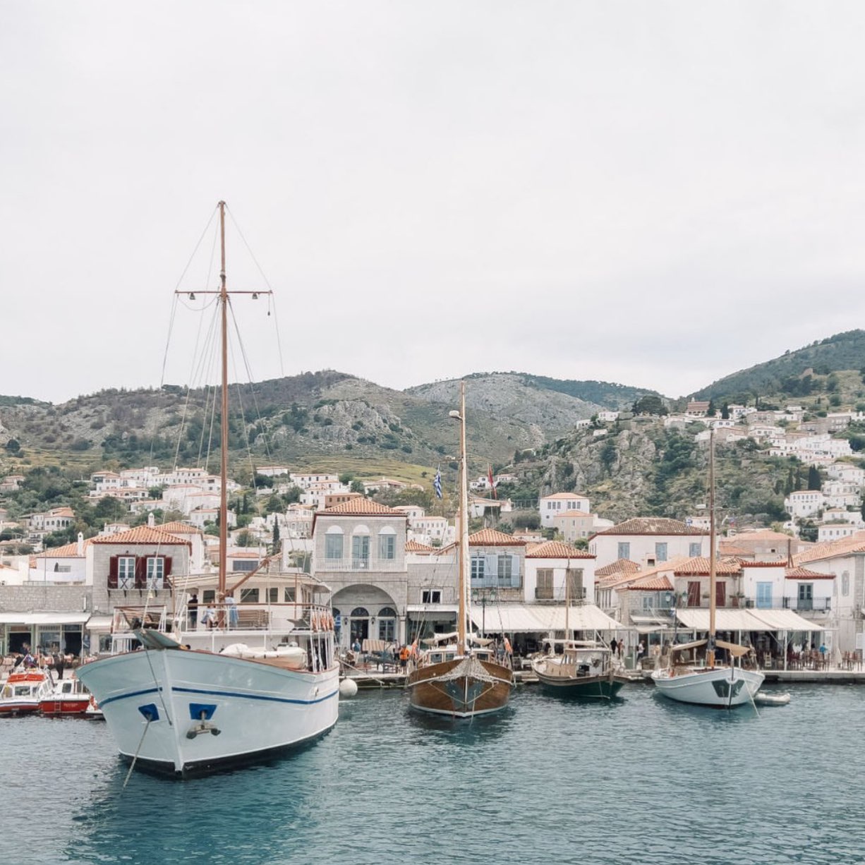 This unique kind of magic of Hydra’s port ⚓️ 
(click @captainmhydra ) 

#hydraisland #hydraport #summer2026 #mirandahydra